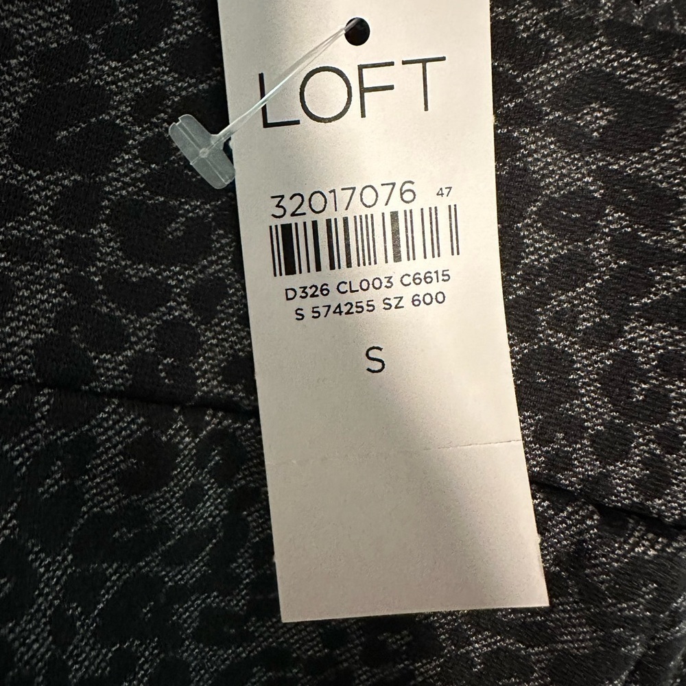 LOFT Ponte Knit Animal Print Leggings - Picture 5 of 13